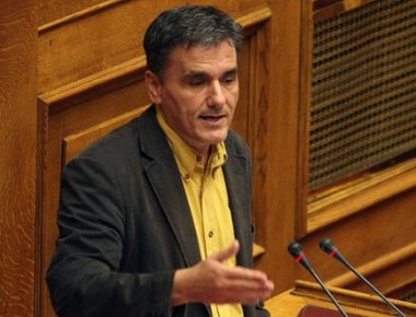 Ε.Τσακαλώτος - Ν. Βούτσης απαντούν σε NΔ για τη συμφωνία της Μάλτας